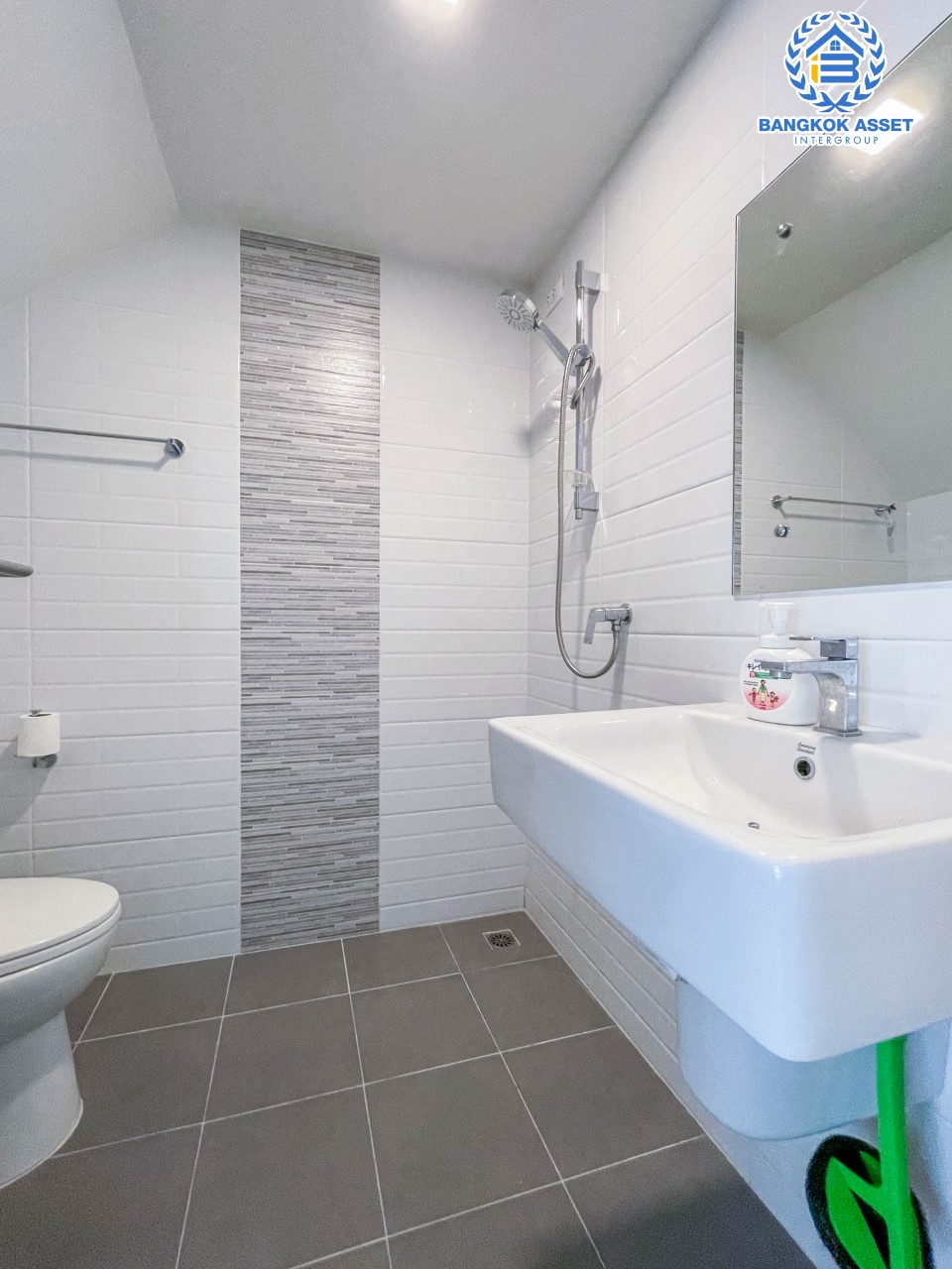 ทาวน์เฮ้าส์มือสองย่านนนทบุรี ม.สิริเพลส ราชพฤกษ์-รัตนาธิเบศร์ ฟังก์ชัน 4 ห้องนอน 3 ห้องน้ำ 2 ที่จอดรถ สภาพสวย ทำเลเยี่ยม เชื่อมต่อถ.รัตนาธิเบศร์, ถ.กาญจนาภิเษก, ถ.บางกรวย-ไทรน้อย, ถ.ชัยพฤกษ์ ใกล้เซ็นทรัลเวสต์เกต และรถไฟฟ้าสายสีม่วง "สถานีบางพลู"